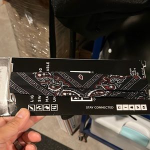 Junk band head band NWT